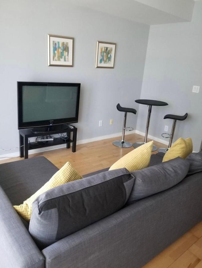 Beautiful Unit In Heart Of Downtown Toronto Exterior foto