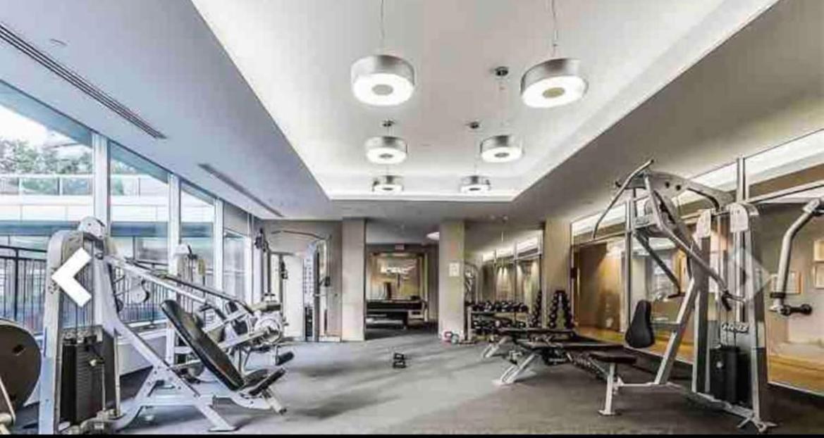 Beautiful Unit In Heart Of Downtown Toronto Exterior foto